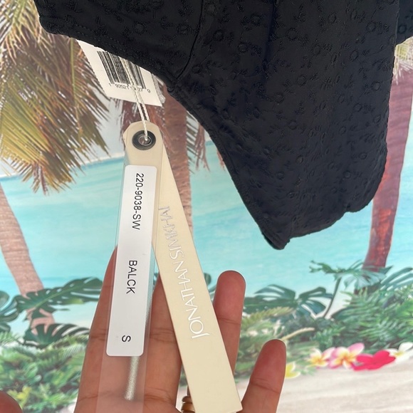 ❌SOLD ❌JONATHAN SIMKHAI
Seaton Lace Up One-Piece Swimsuit - Picture 11 of 11